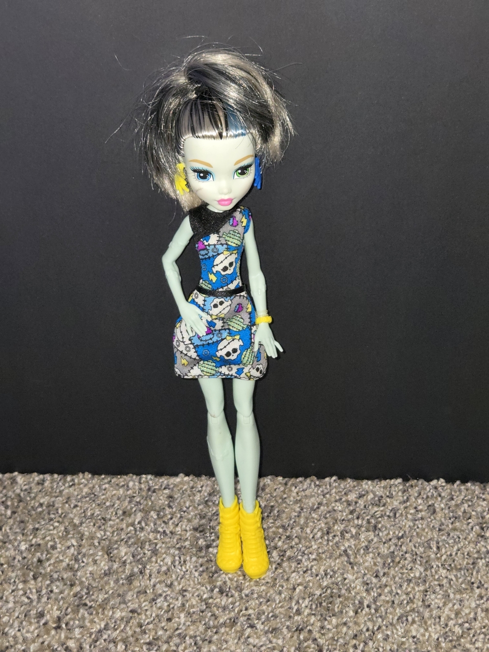 Frankie Stein Monster High Doll - How Do You Boo?